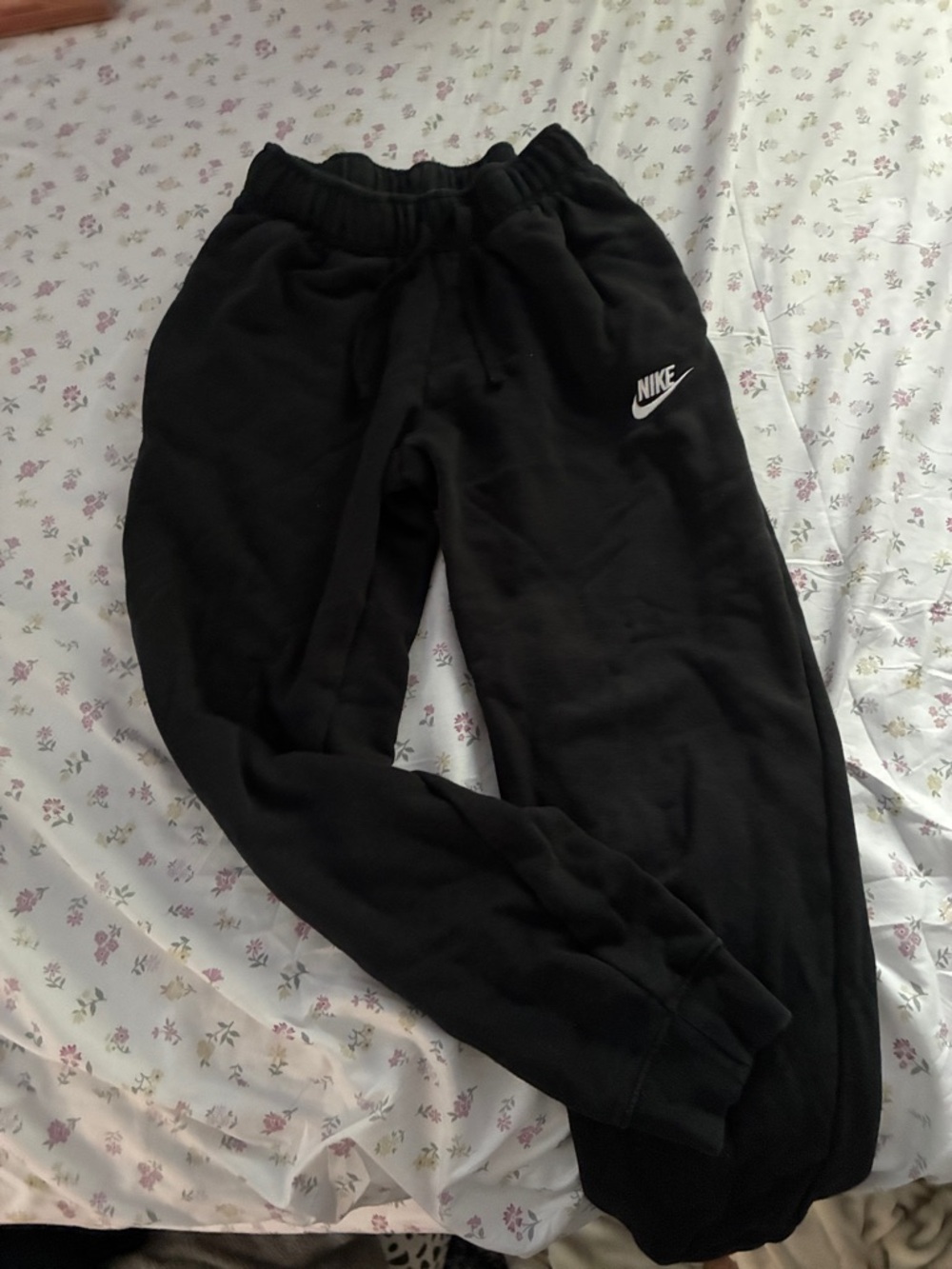 Nike Black Kids Fleece Joggers with White Swoosh